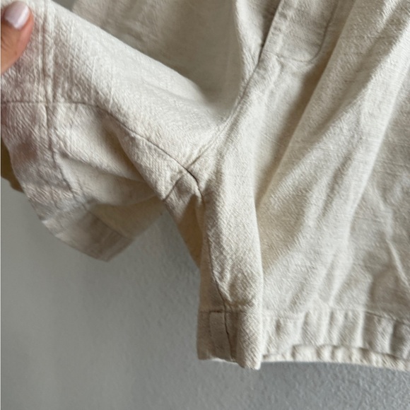 Lacausa Linen Blend Pleated Shorts - Picture 4 of 9
